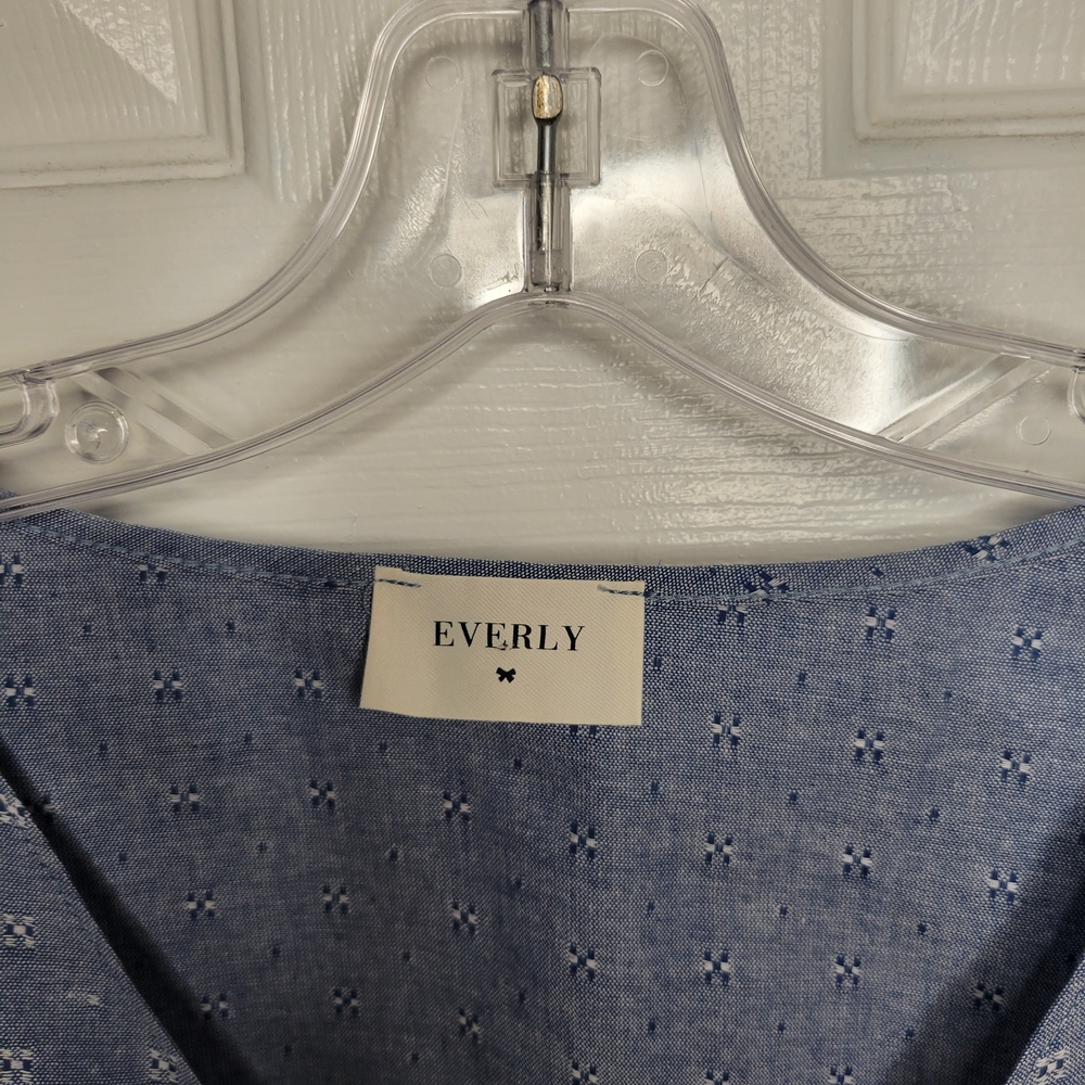Everly Blue Patterned Top - Picture 3 of 3